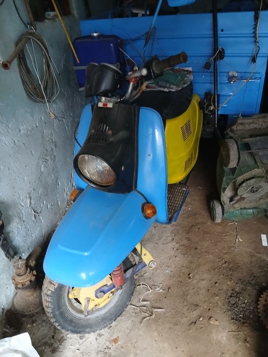 Моторолер "Мураха"