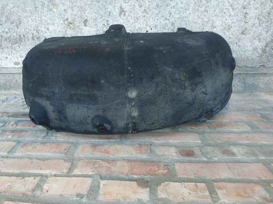 Hyundai/Kia Sorento 12-15 підкрилок зад L