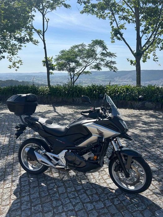 Honda NC750X ABS | 2017 | 17.056 km | Estado Impecável