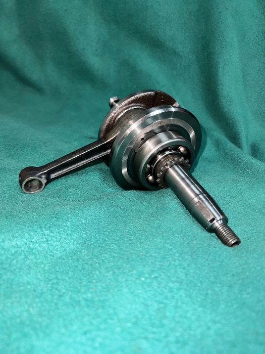 Колінчатий вал на альфу