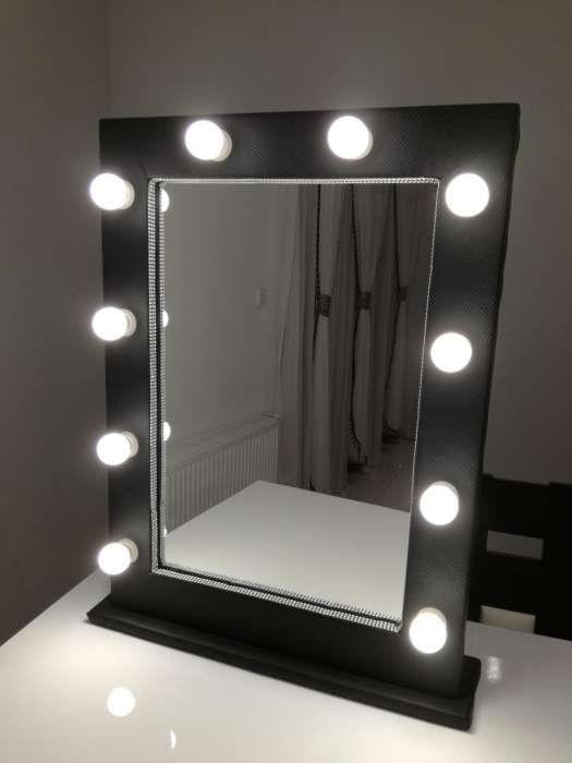 Lustro, Lustro do wizażu, Lustro Make Up, kosmetyczne, wizażowe tapice