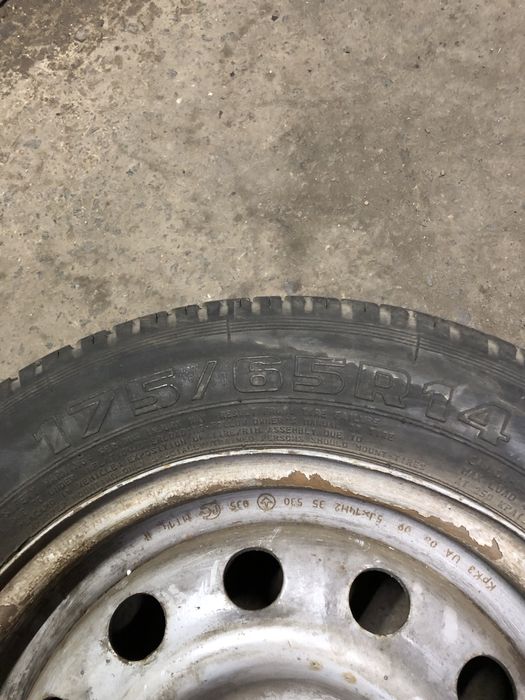 Продам запаску на ваз р14