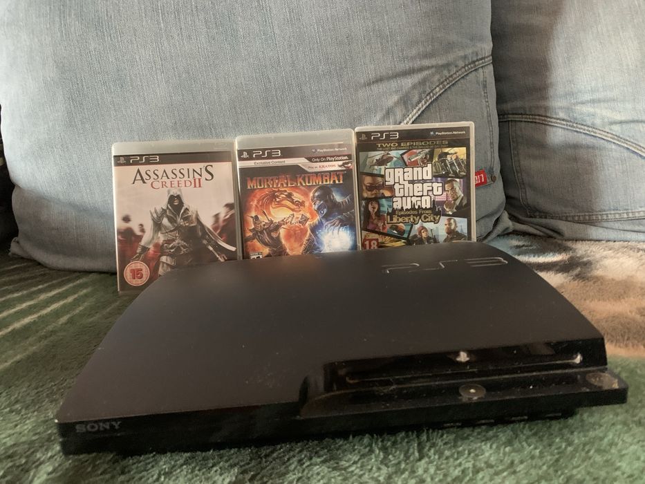 Продаю PlayStation 3 Slim з іграми