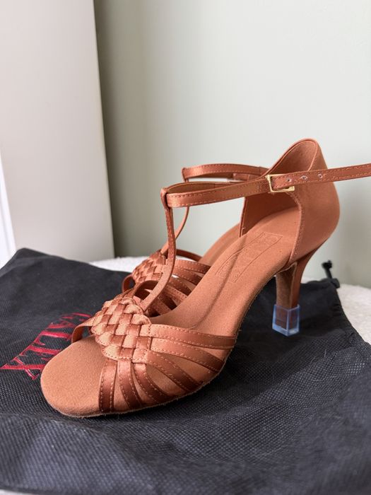 Buty do tańca Latino