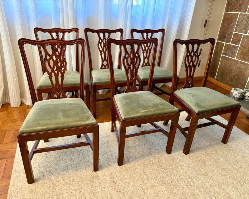 Cadeiras de sala estilo Chippendale (conjunto de seis)