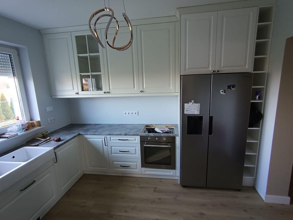 Meble na wymiar Wrocław – kuchnie, szafy, zabudowy