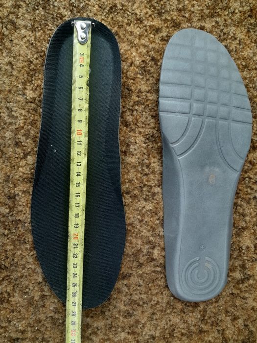 Берци , черевики трекінгові Thinsulate Kombat 43 розмір.