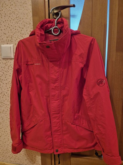 Продам куртку Мammut ,зимову H.Miller, підліткову  Scotch&Soda