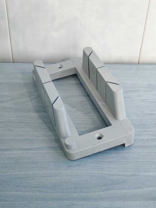 Стусло пластиковое маленькое 70х250 мм