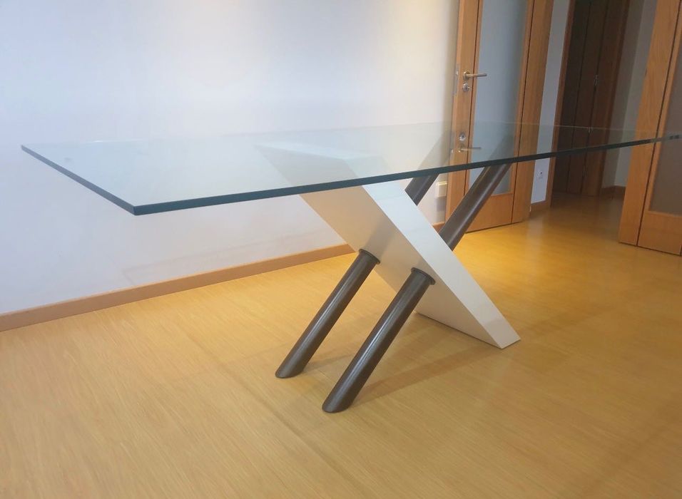 Mesa de sala de vidro