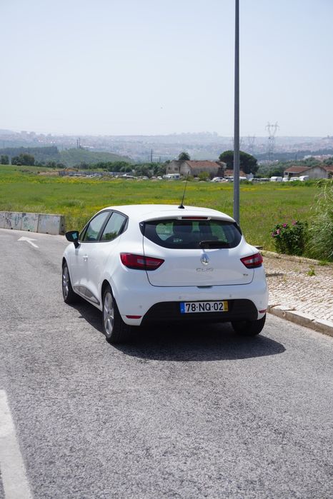 Clio Dynamique S - 18.000km reais