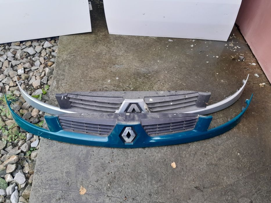 Решітка радіатора пежо партнер експерт сітроєн берлінго джампі