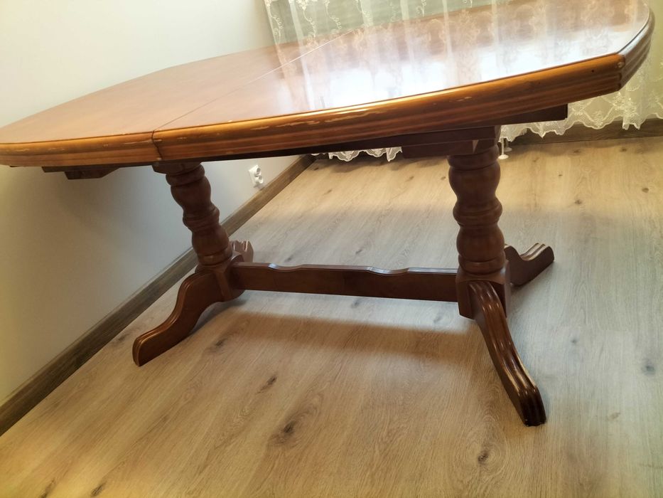 Taniej przed świętami. Stół dębowy + 2 fotele + 4 krzesła(gratis)