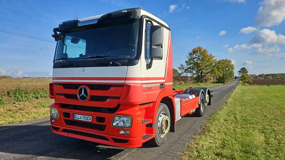 Mercedes-Benz Actros 2544