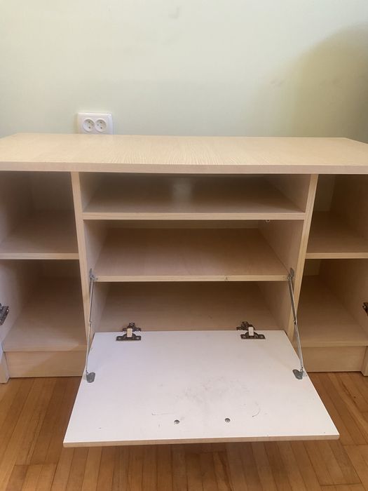 Тумбочка продам під телевізор