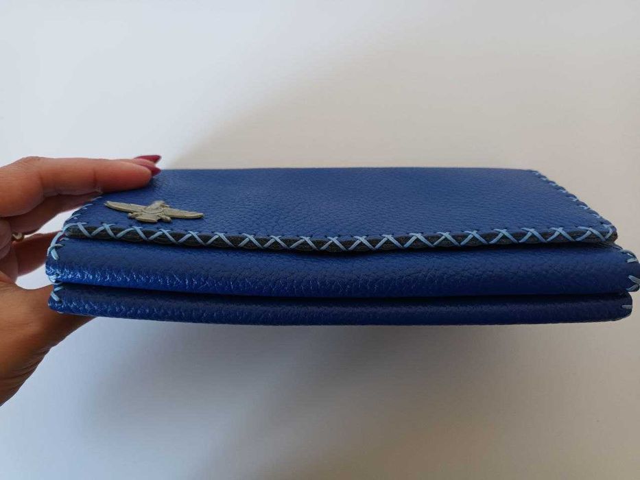 Carteira com Símbolo Persa Faravahar