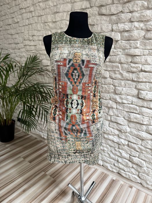Sukienka Zara rozmiar M aztecka mini krótka letnia