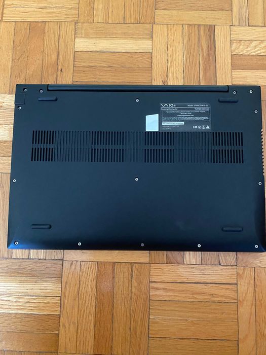 Laptop Vaio Fe VWNC71419/WIN 11/Srebrny/Intel i7-11 / 16GB / SSD 1TB