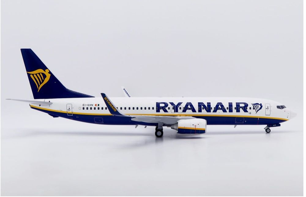 Ryanair Boeing 737-800 de metal JC Wings 1/100
