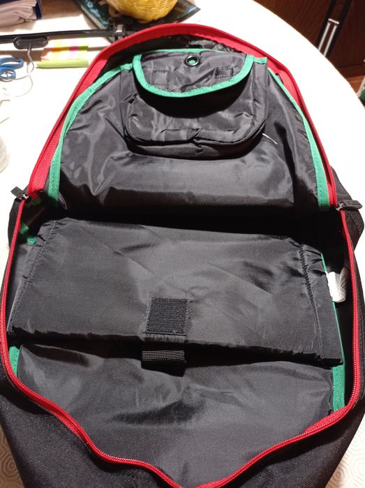 Mochila Escolar Deeply