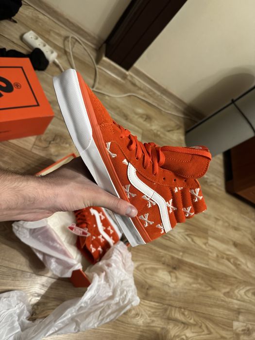 Vans x wtaps sk8 hi orange