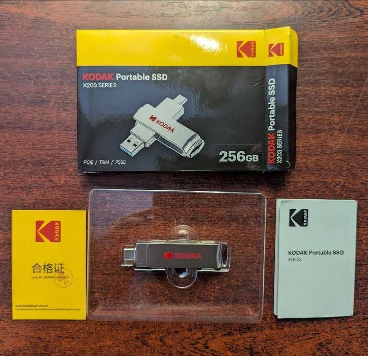 Портативний SSD-флешка Kodak X203 256GB USB 3.2 Gen 2 для iPhone та PC