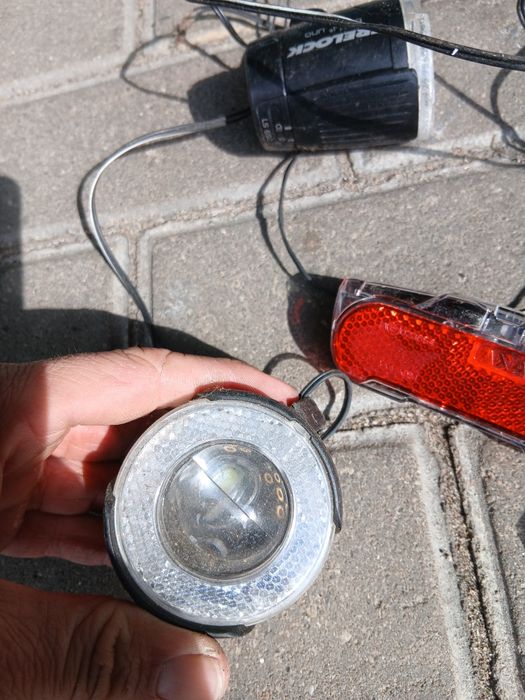 Zestaw pięciu lampek rowerowych led