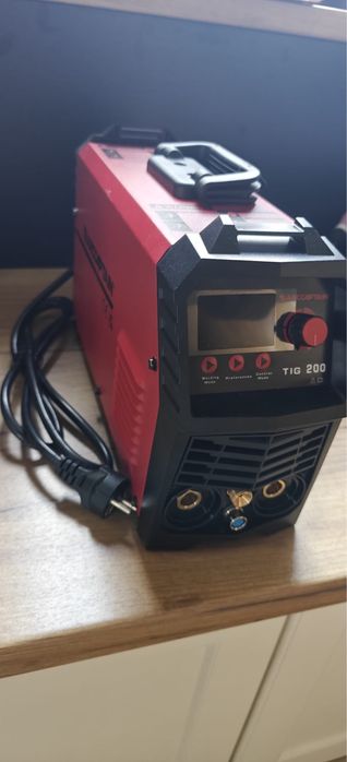 Spawarka Arccaptain  TIG200 HF DC TIG/MMA 200A