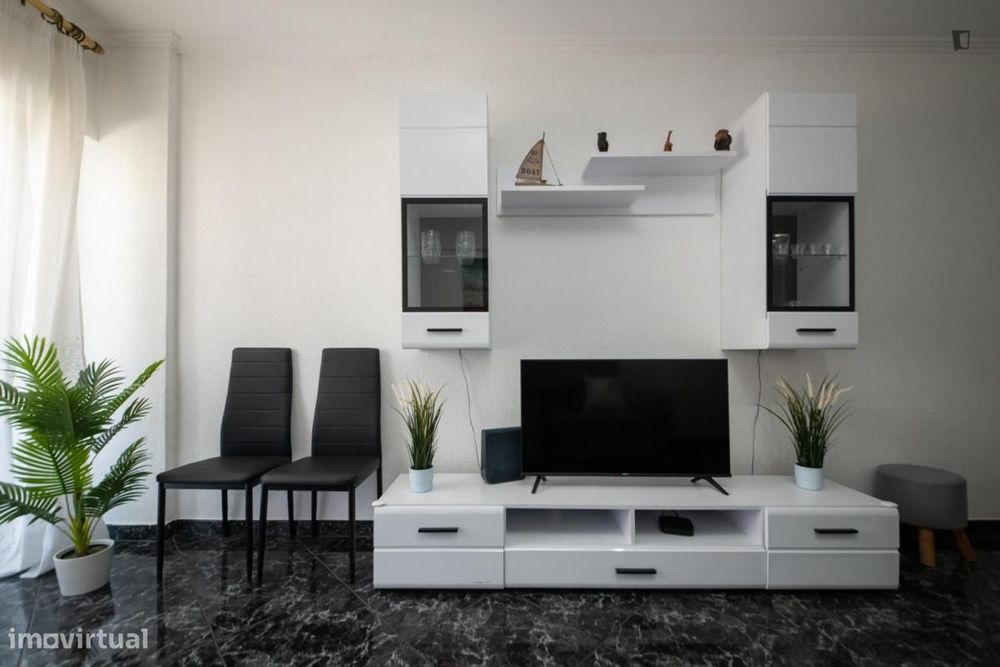 Apartamento com 2 quartos - localizado em Costa da Caparica Lisbon