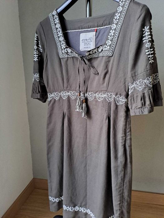 Sukienka Esprit rozm.34