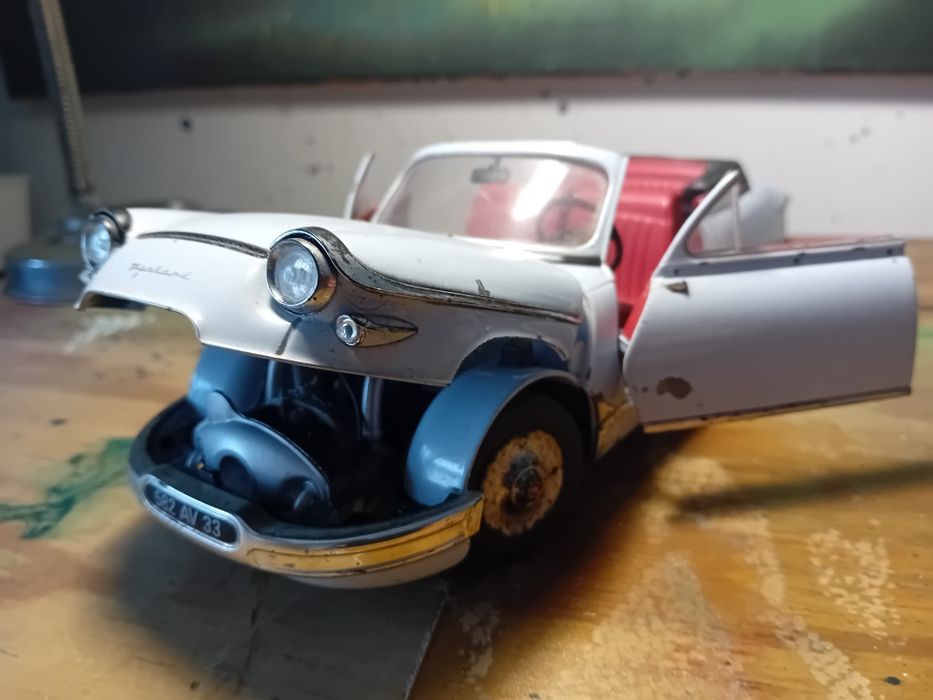 Panhard em miniatura