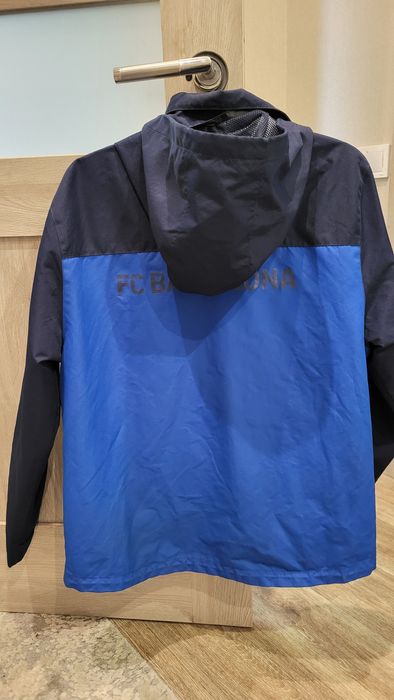 Легка курточка, вітрівка