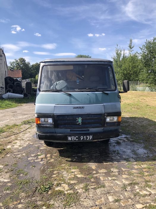 Peugeot J9 klasyk youngtimer bus camper kamper foodtruck zamiana motor ...