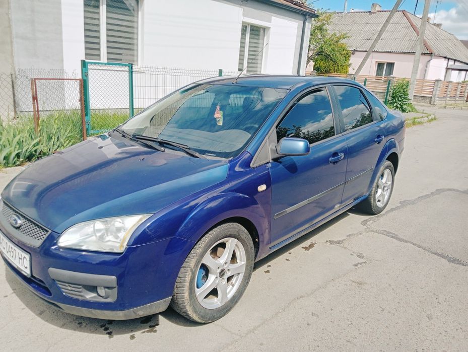 Продаю форд фокус 2