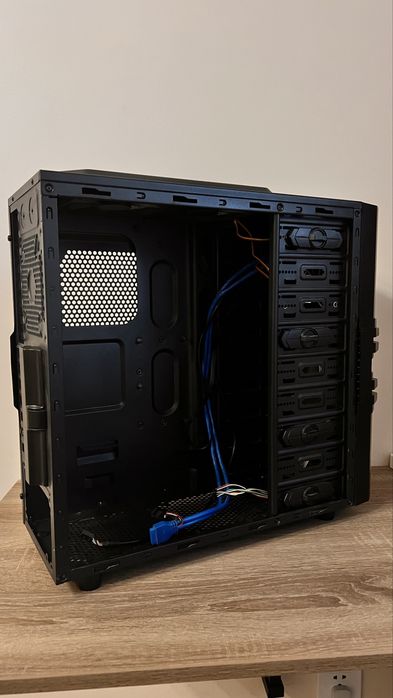 AeroCool PGS STRIKE-X ONE корпус для ПК