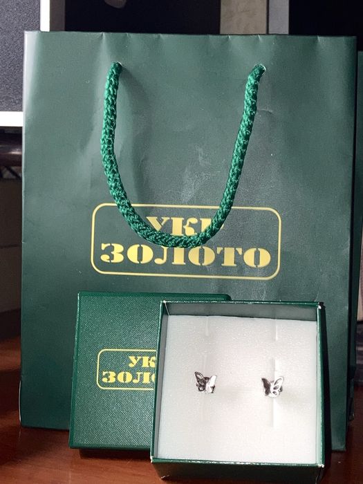 Продам серебрянные серёжки УкрЗолото