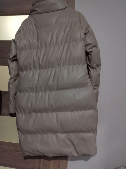 Płaszcz zimowy  rozmiar S nowy