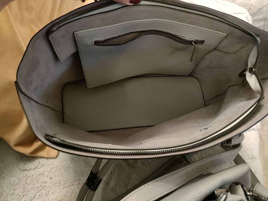 Torebka szara monogram Guess