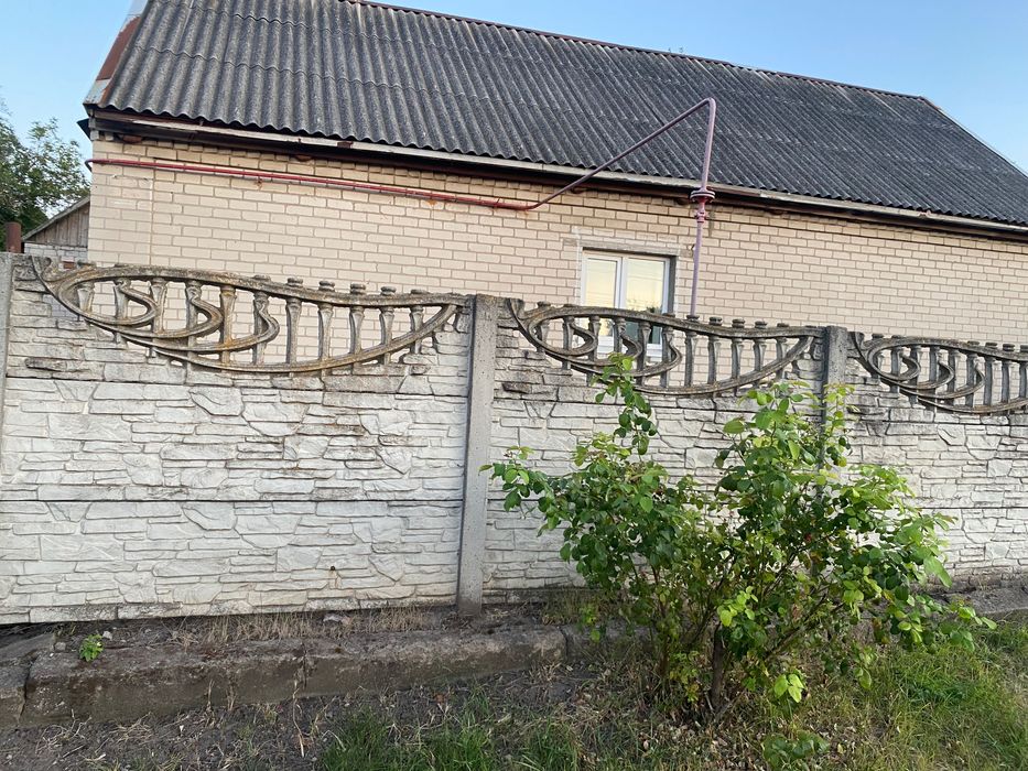 Будинок в селищі Солоне