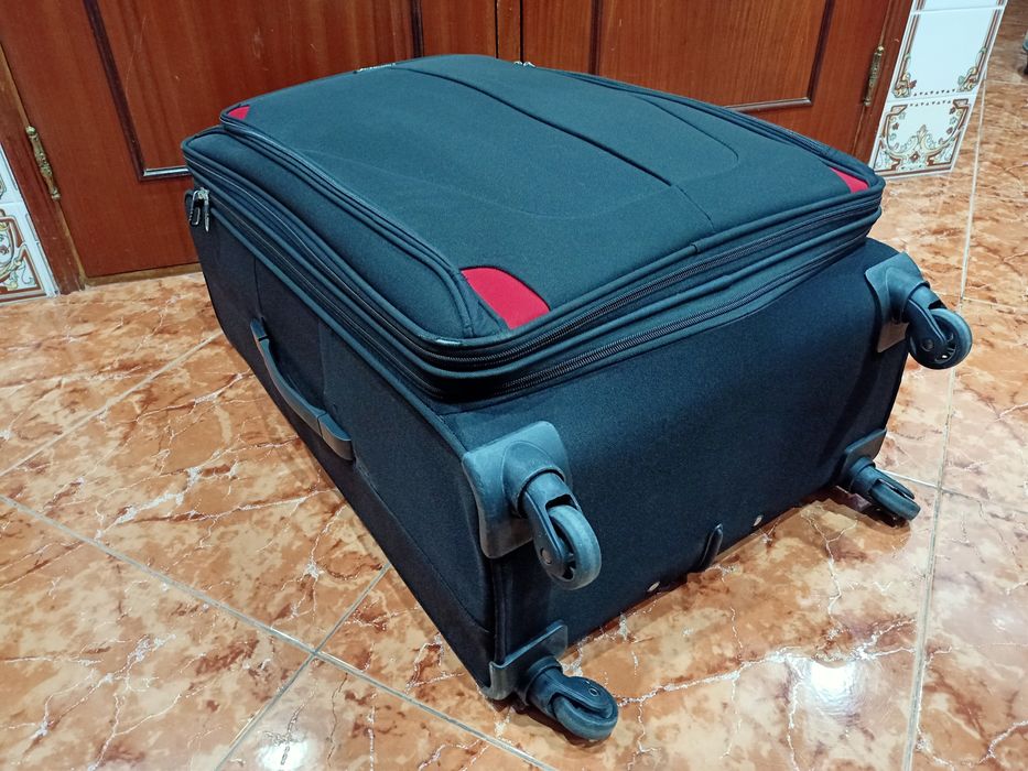 Mala malas de porão até 23 kg viagem casa quarto apartamento vivenda.