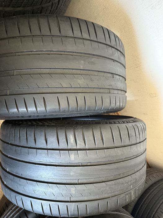 305/30 r21 Michelin 2 шт.