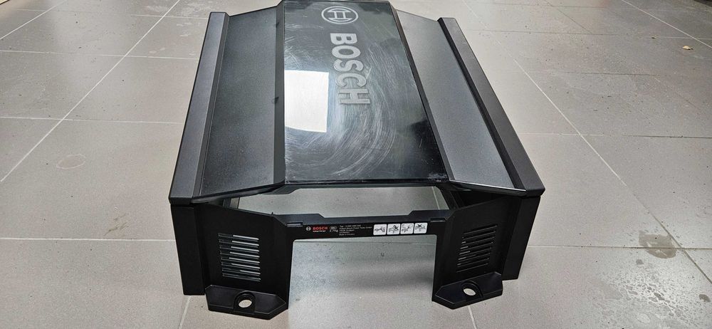 Sprzedam Kosiarkę automatyczną robot INDEGO M 700 BOSCH