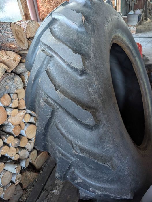 Opona Ursus c360 tył