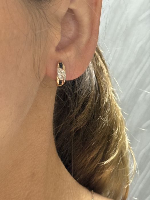 Золотые серьги с бриллиантами