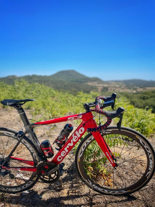 Cervelo S3 com rodas Cosmic