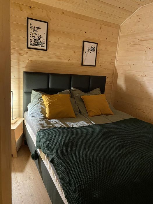 Świerkowy Domek do wynajęcia nad jeziorem Pluski