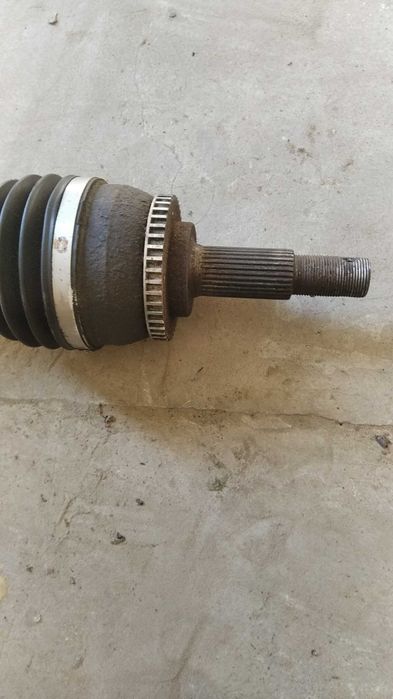 Нісан x-trail 2.5 бензин.