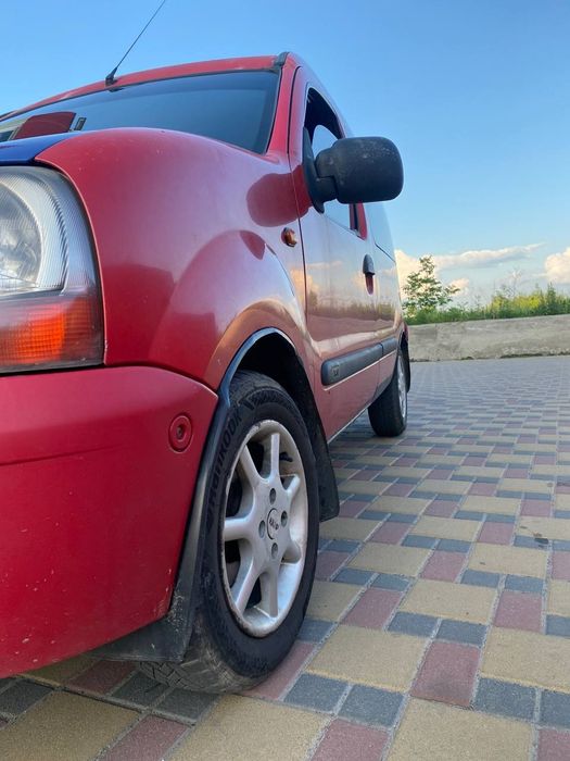 Продам автомобіль рено кенго 1,9 дизель