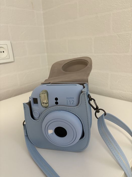 Фотоапарат INSTAX mini 12