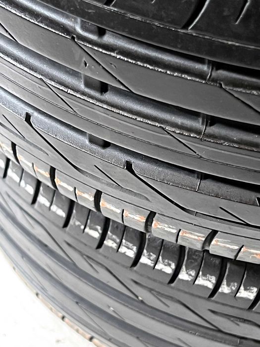 Pneus Bridgestone Turanza T001 - 195/50/15 - Como NOVOS